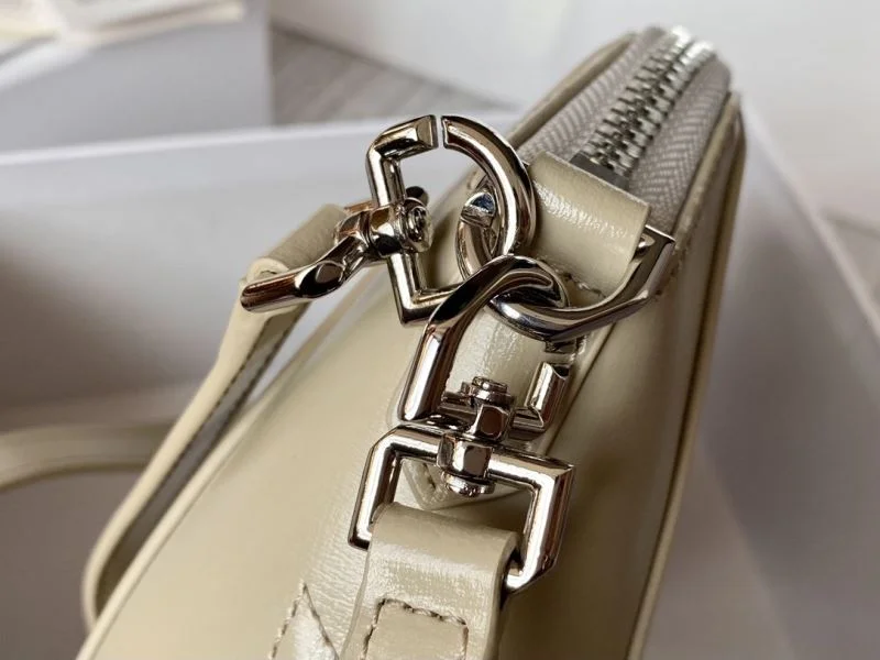 Vibrant Givenchy Satchel Bags 44807