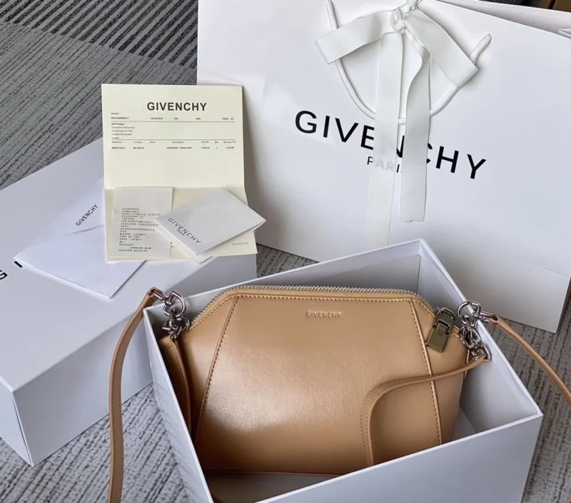 Givenchy Satchel Bags Effortless 44718