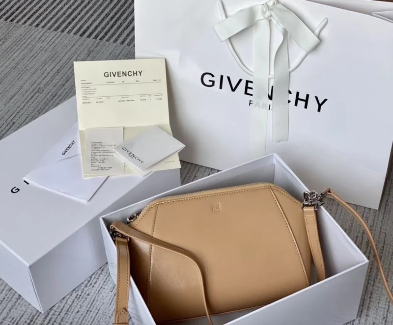 Givenchy Satchel Bags Effortless 44718