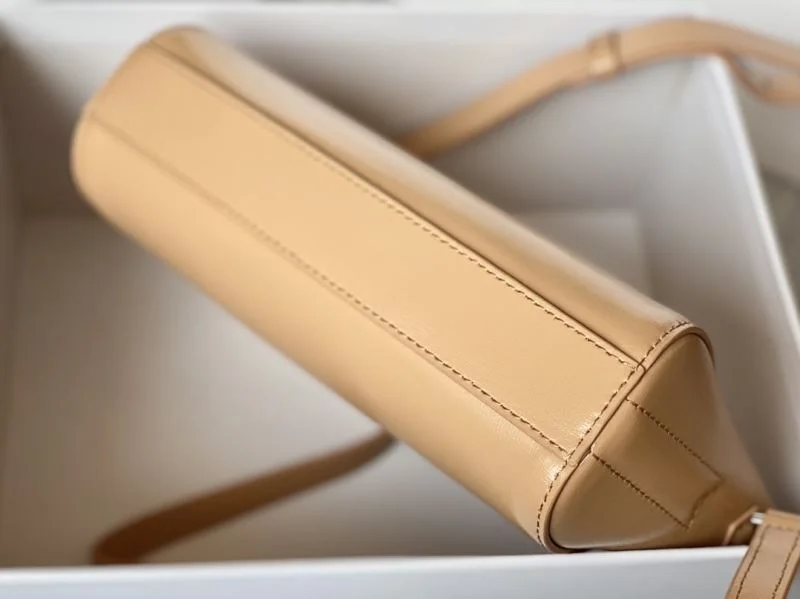 Givenchy Satchel Bags Effortless 44718