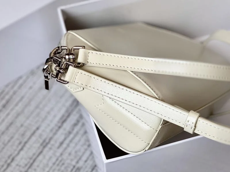 Givenchy Satchel Bags Versatile 44716