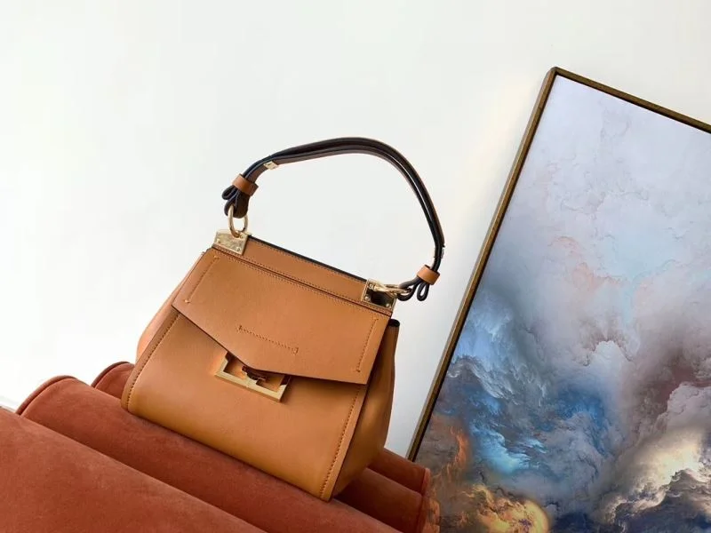 Givenchy Satchel Bags Elegant 44707