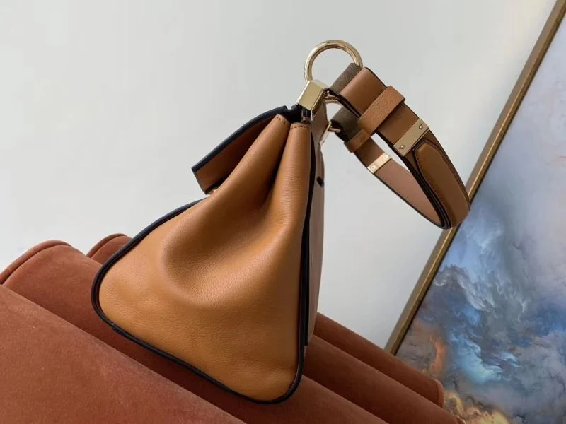 Givenchy Satchel Bags Elegant 44707