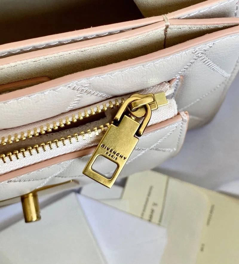 Givenchy Satchel Bags Snug 44703