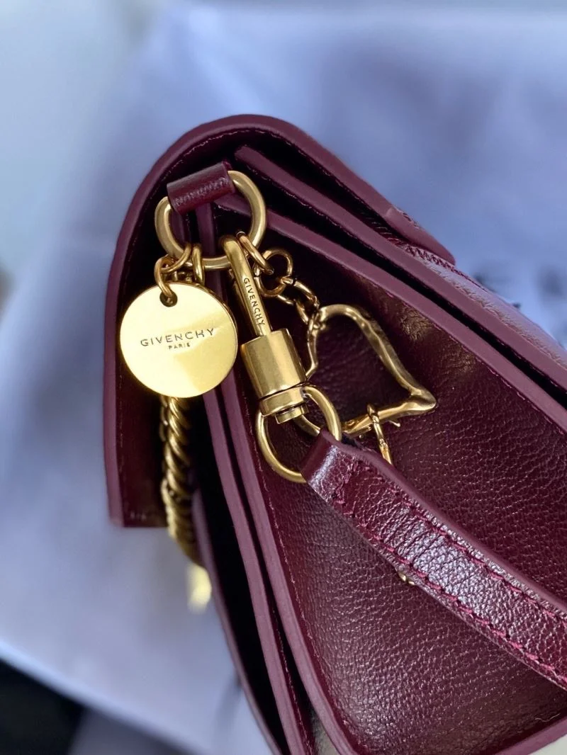 Unisex Givenchy Satchel Bags 44698