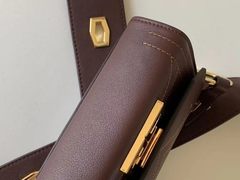 WaterResistant Givenchy Satchel Bags 44694