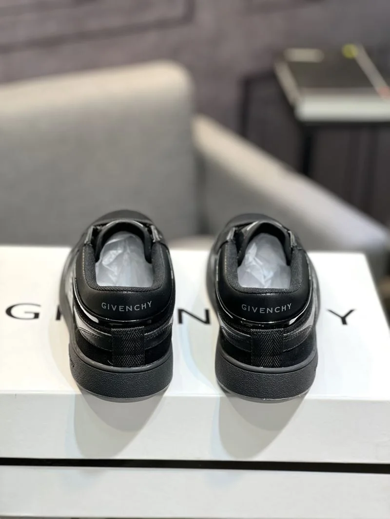 Givenchy Shoes Neat 4654