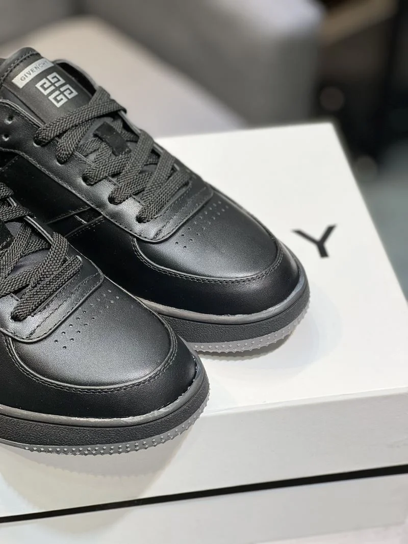 Givenchy Shoes Neat 4654