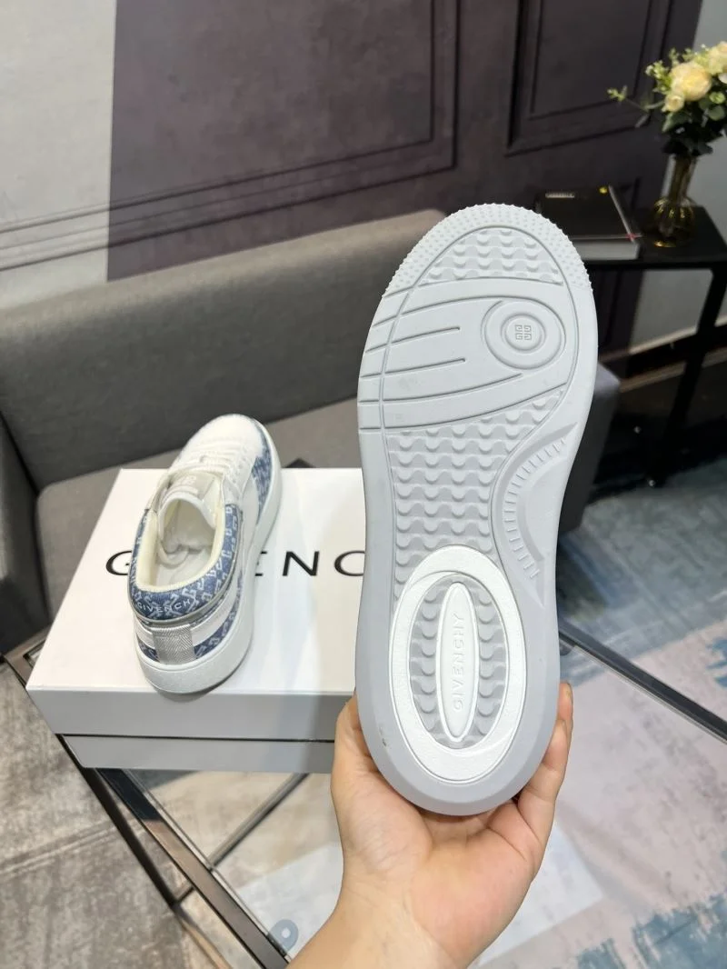 Givenchy Shoes Sporty 4642