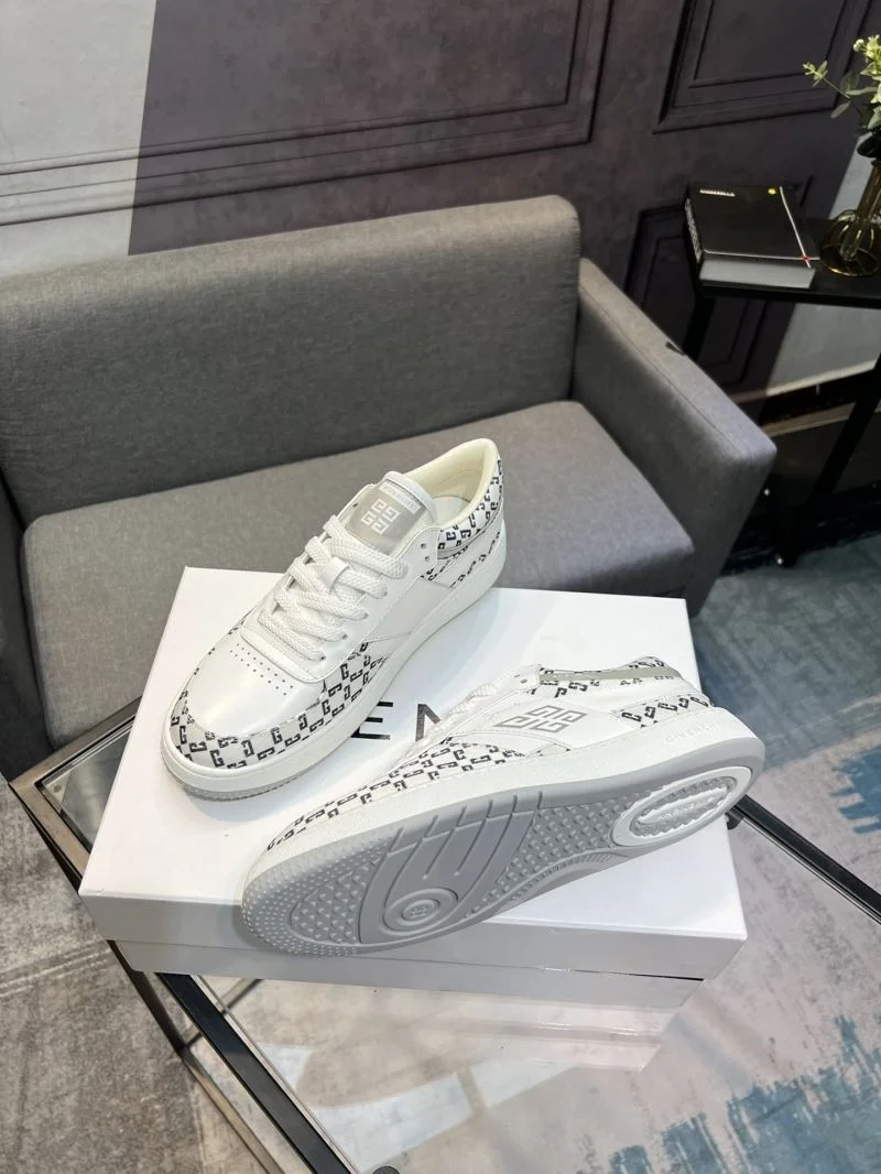 Givenchy Shoes Stylish 4689