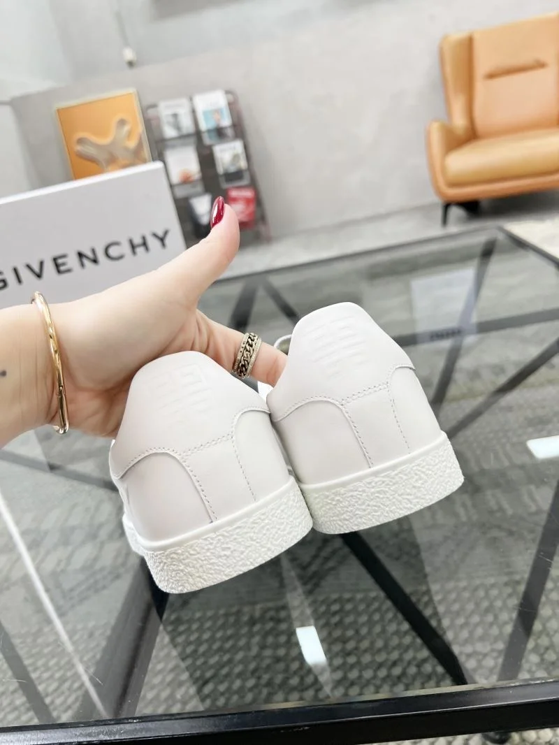 Givenchy Shoes Trendsetting 4734