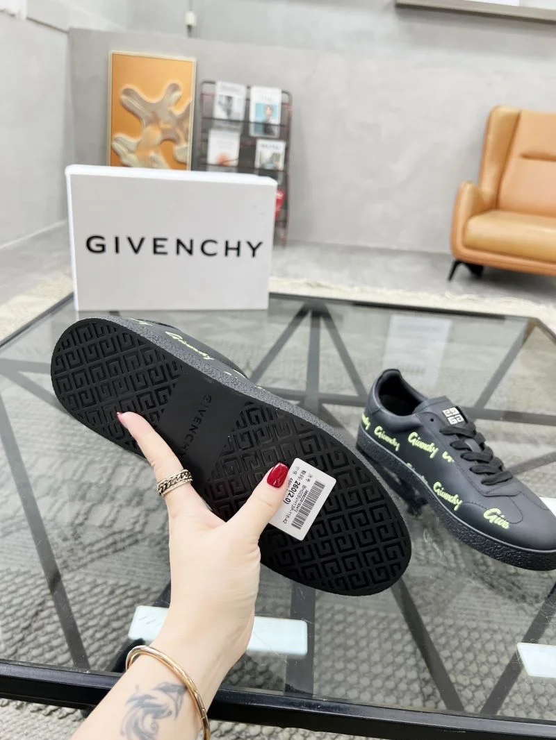 UrbanStyle Givenchy Shoes 4657