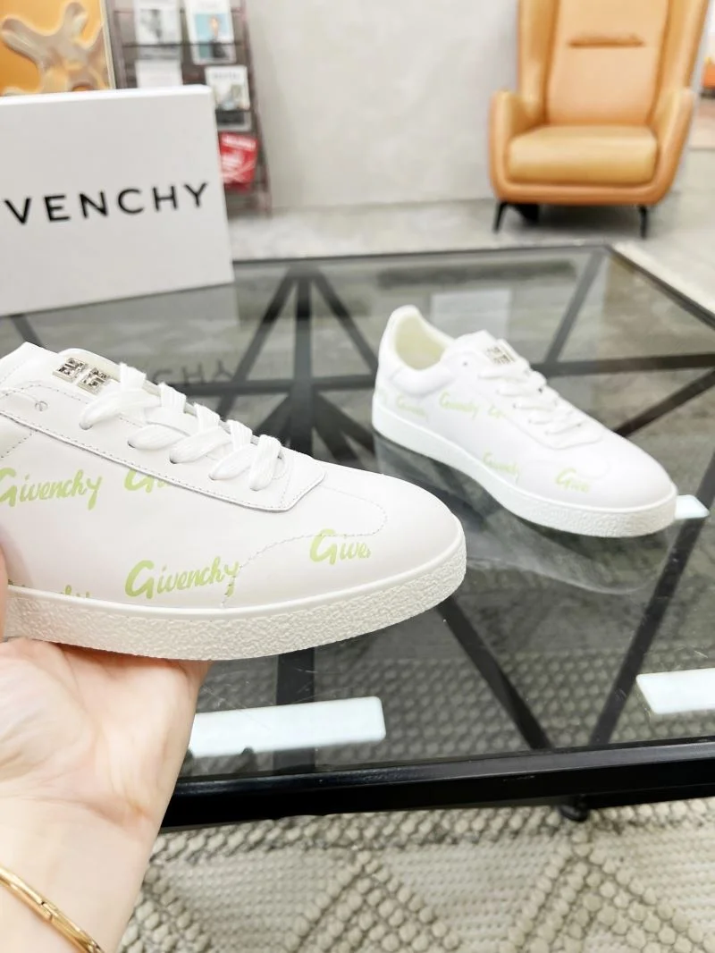 Givenchy Shoes Minimalist 4655
