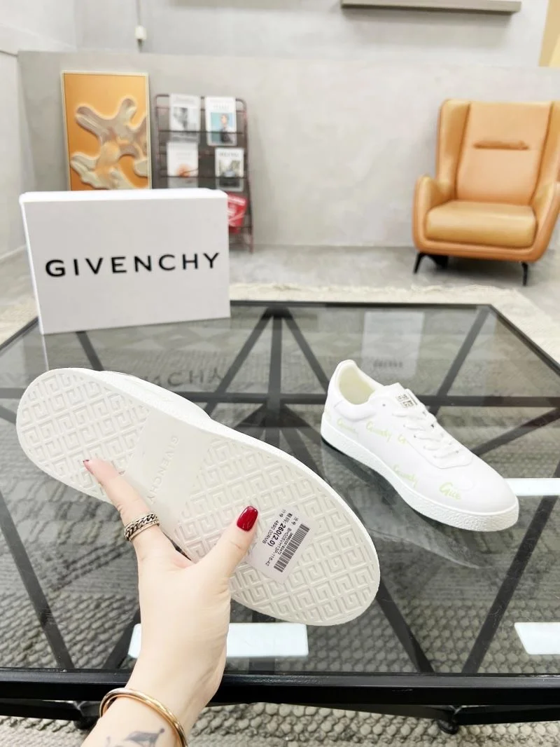 Givenchy Shoes Minimalist 4655