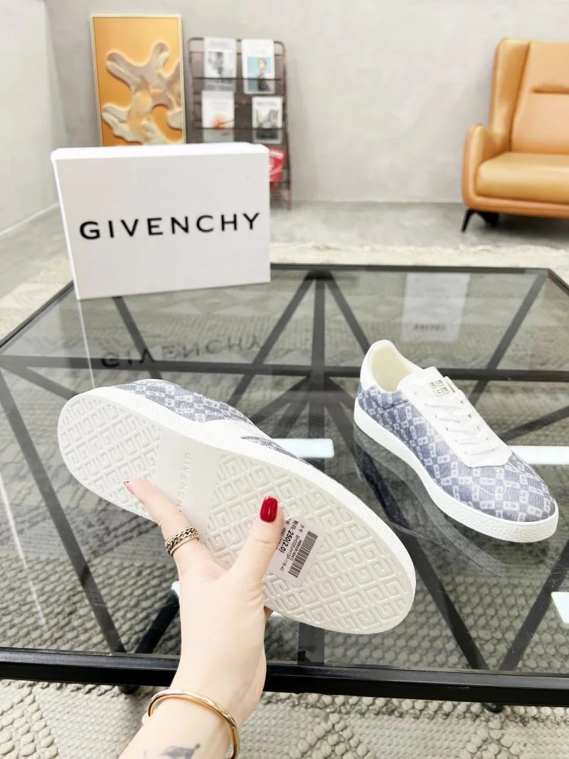 Givenchy Shoes Fashionable 4700