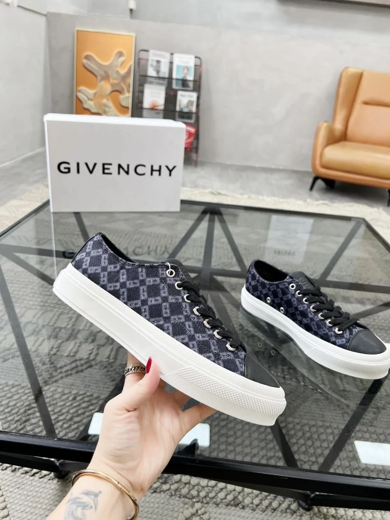 Givenchy Shoes ComfortFit 4791
