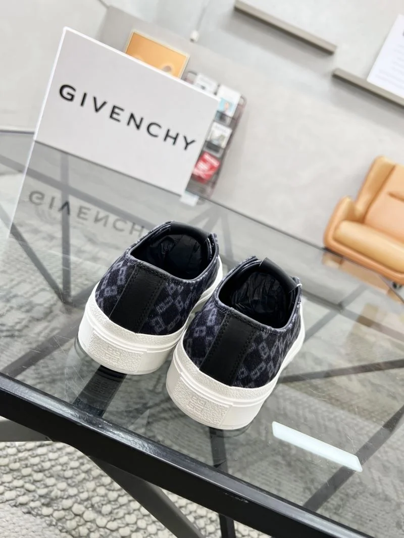 Givenchy Shoes ComfortFit 4791