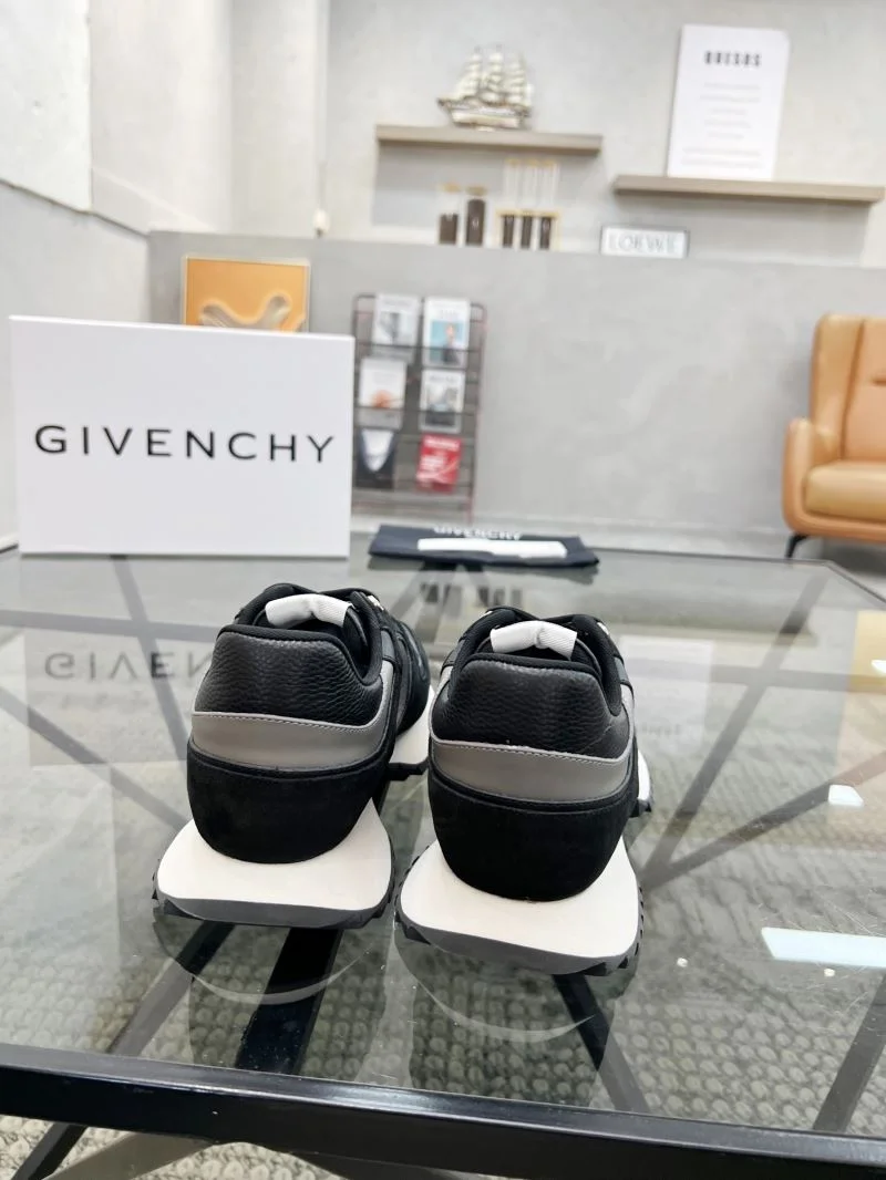 Soft Givenchy Shoes 4613