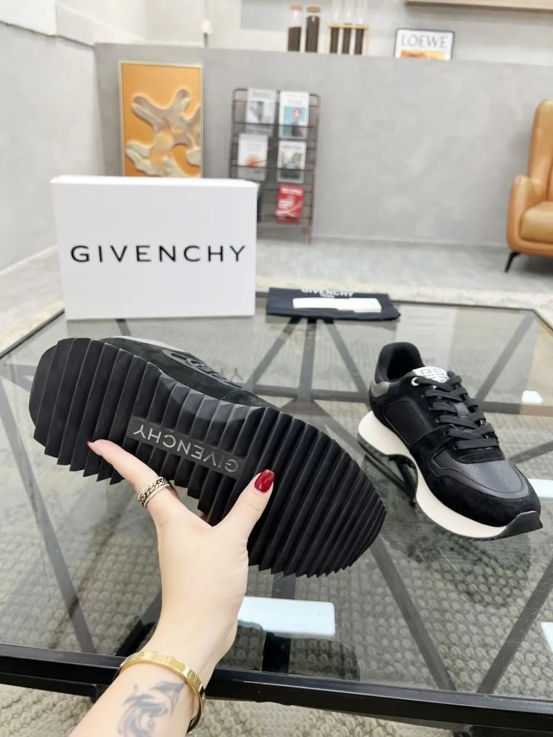 Soft Givenchy Shoes 4613