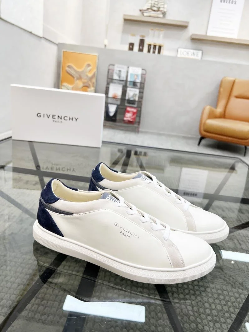 FashionForward Givenchy Shoes 4686