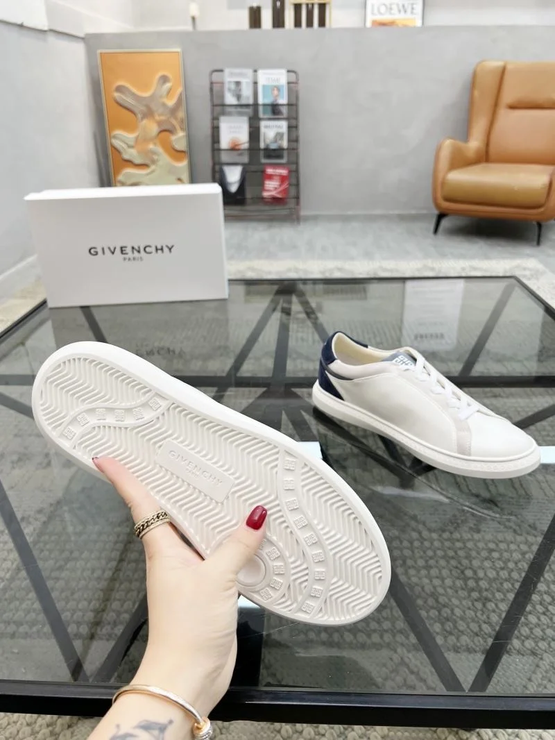 FashionForward Givenchy Shoes 4686