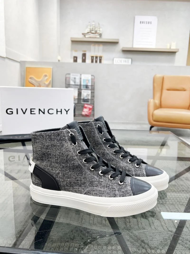 Functional Givenchy Shoes 4628