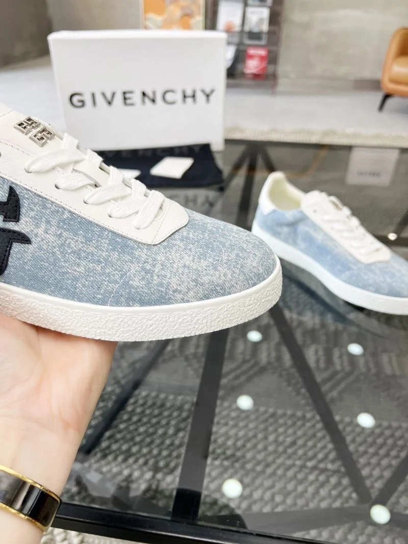 Givenchy Shoes Resilient 4675