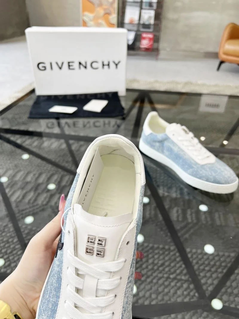 Givenchy Shoes Resilient 4675