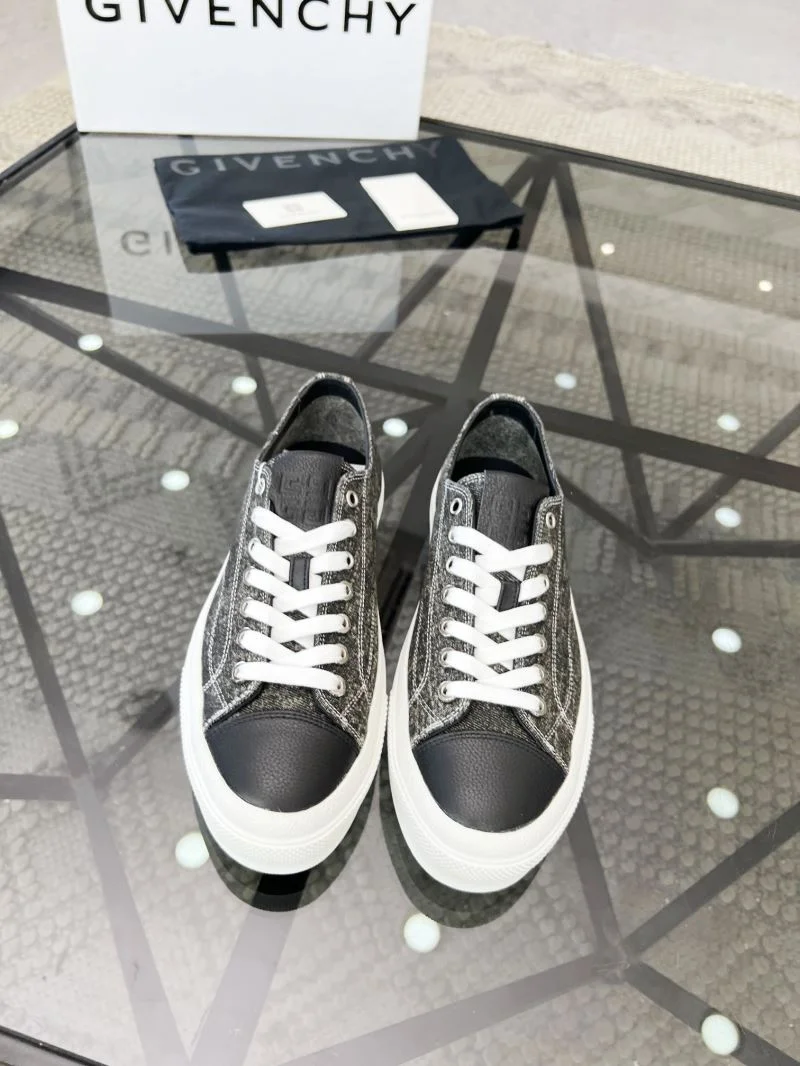 Sporty Givenchy Shoes 4586