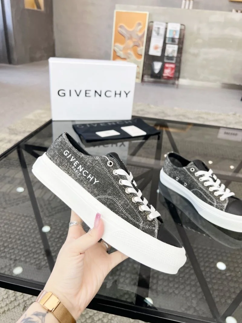 Sporty Givenchy Shoes 4586