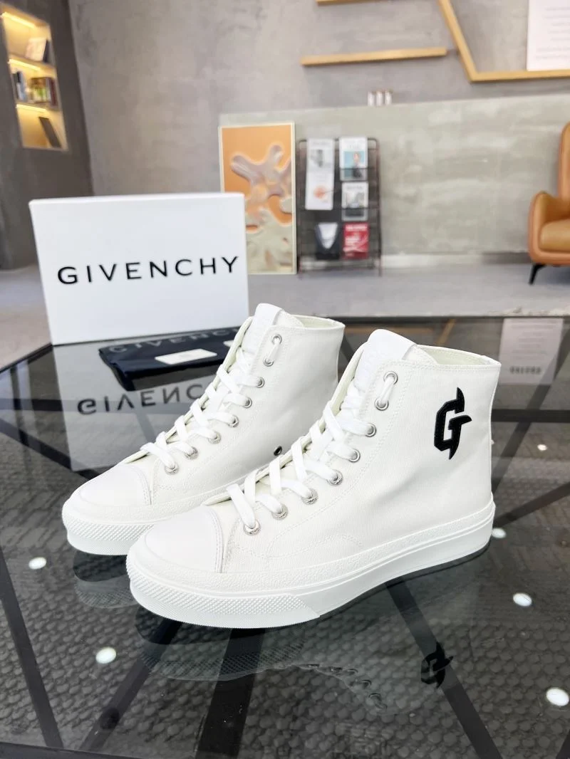 SoftTouch Givenchy Shoes 4584