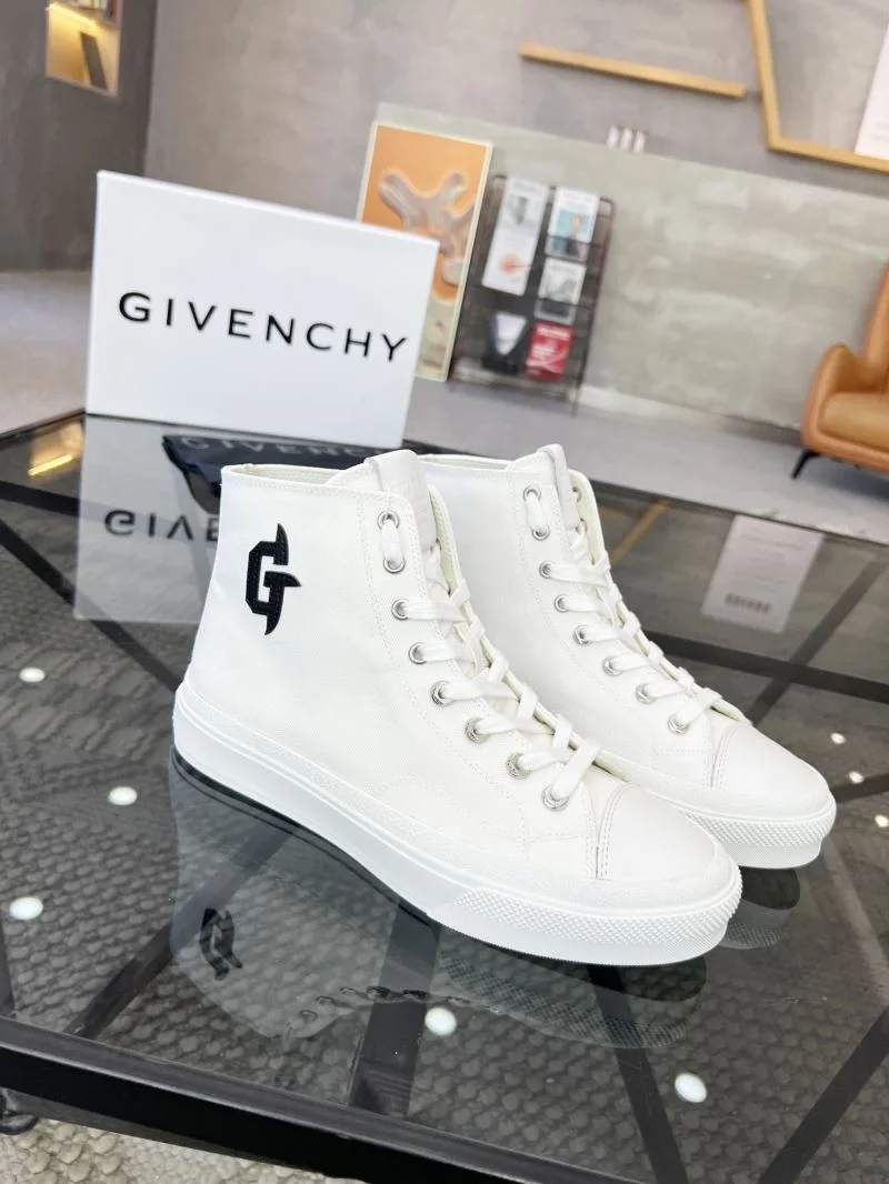 SoftTouch Givenchy Shoes 4584