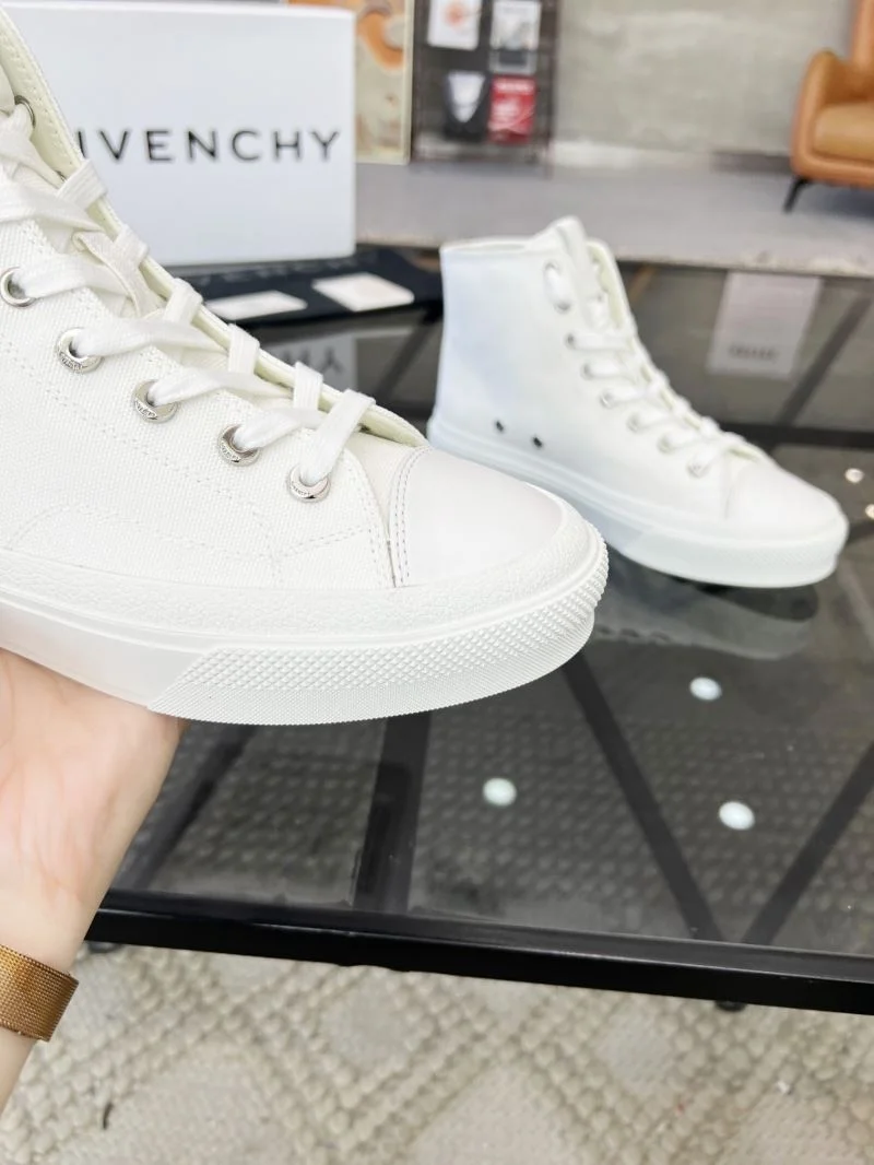 SoftTouch Givenchy Shoes 4584