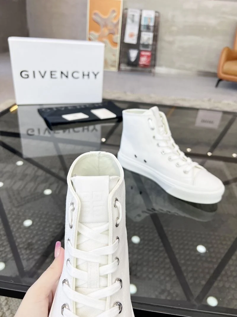 SoftTouch Givenchy Shoes 4584
