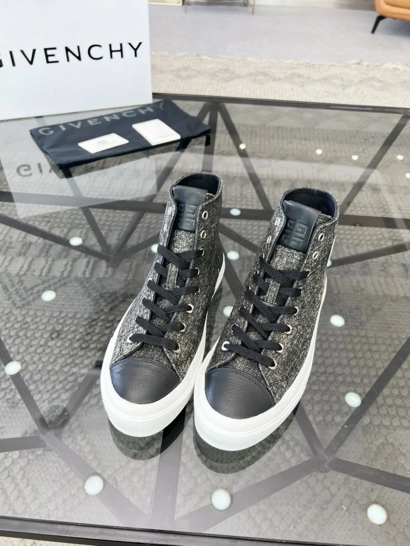 WellDesigned Givenchy Shoes 4611