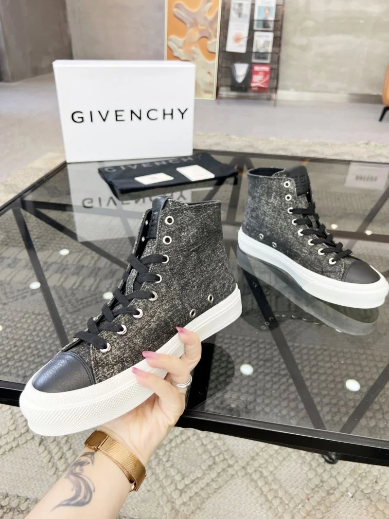 WellDesigned Givenchy Shoes 4611