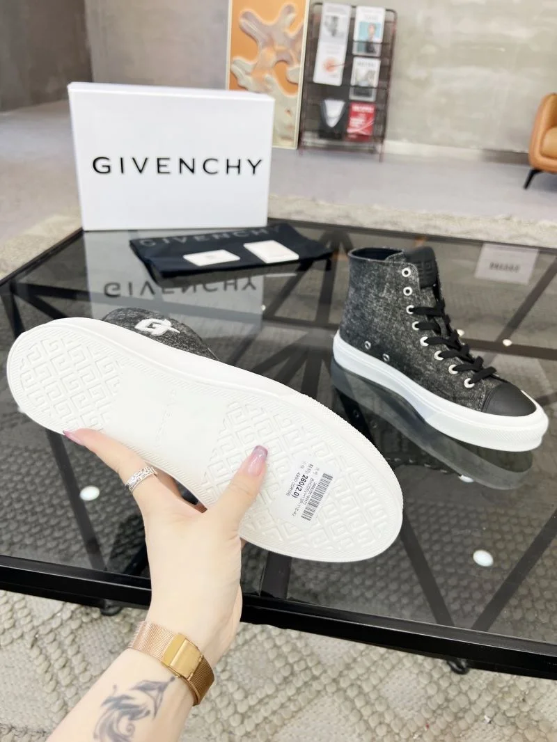 WellDesigned Givenchy Shoes 4611