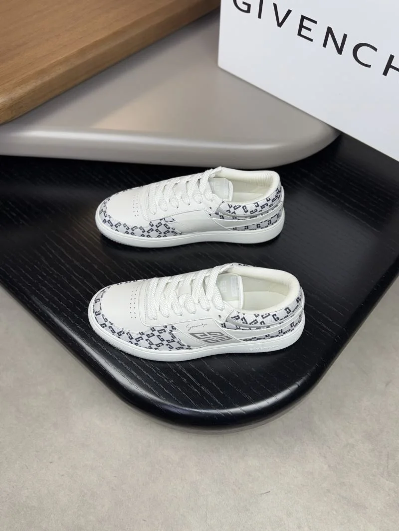 Lightweight Givenchy Shoes 4574