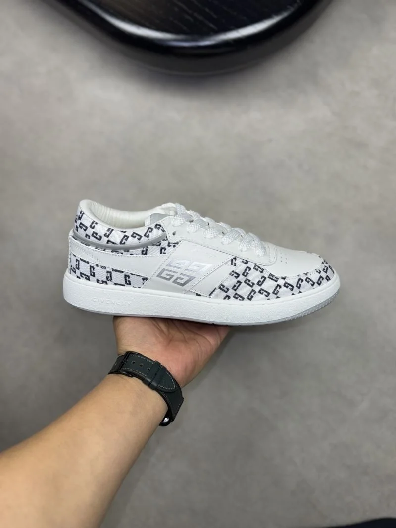 Lightweight Givenchy Shoes 4574