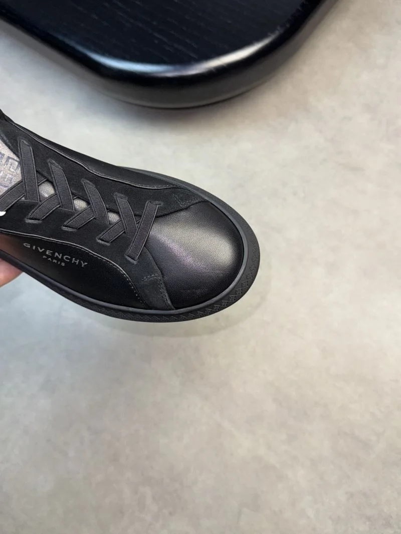 Tailored Givenchy Shoes 4583