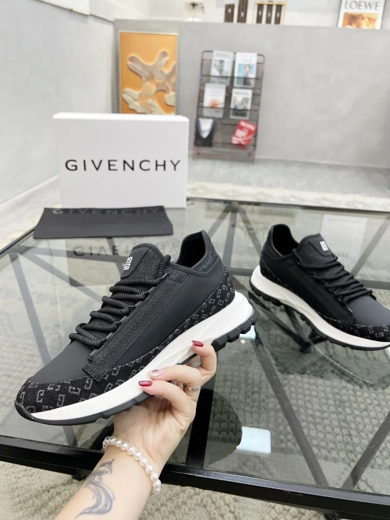 Givenchy Shoes ZeroBulk 4562