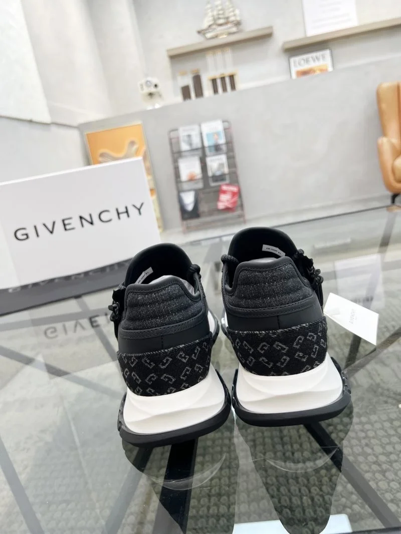 Givenchy Shoes ZeroBulk 4562