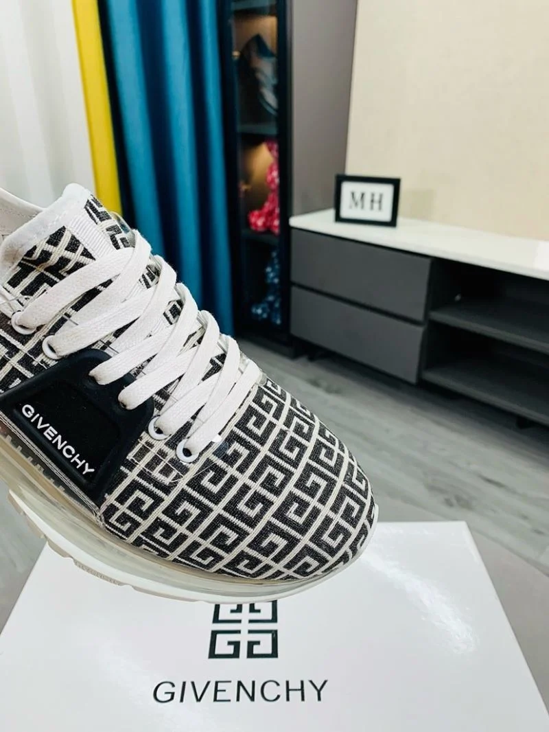 Premium Givenchy Shoes 4559