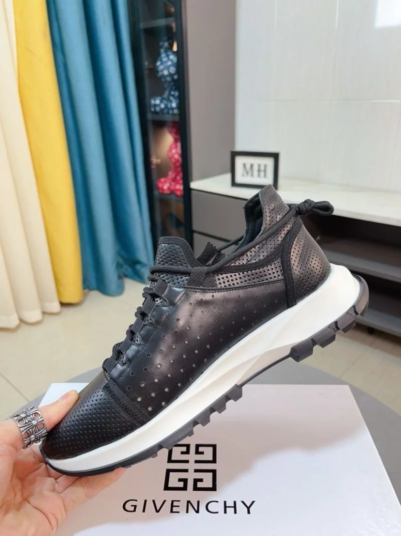Neat Givenchy Shoes 4556