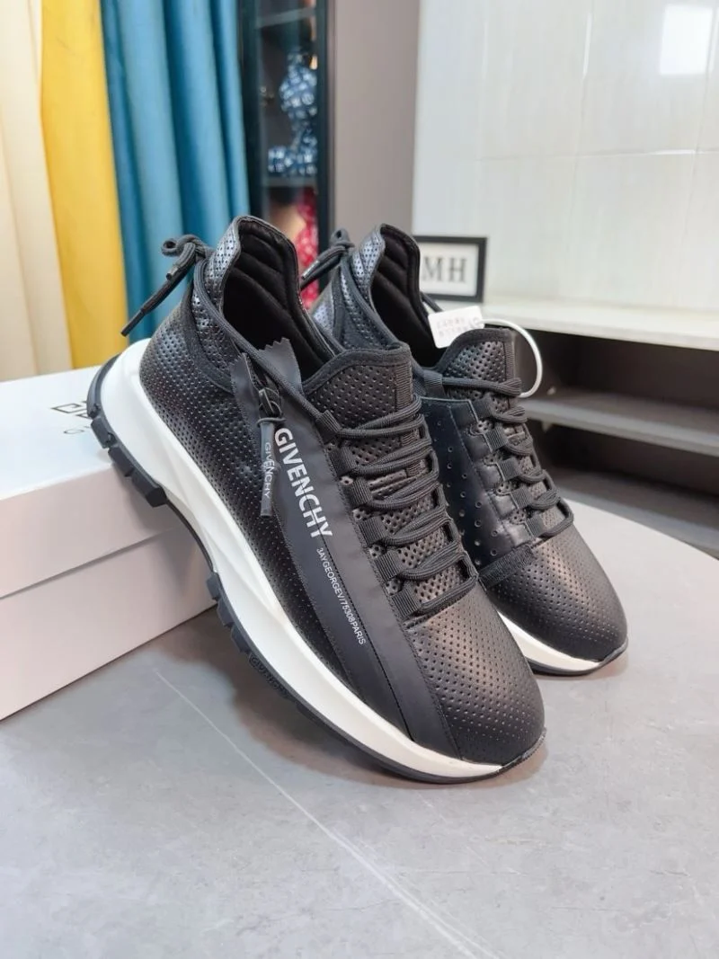 Neat Givenchy Shoes 4556