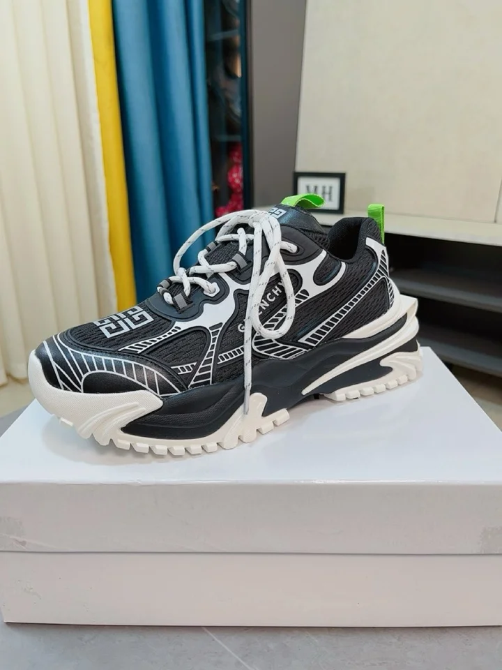 Givenchy Shoes Breathable 4643