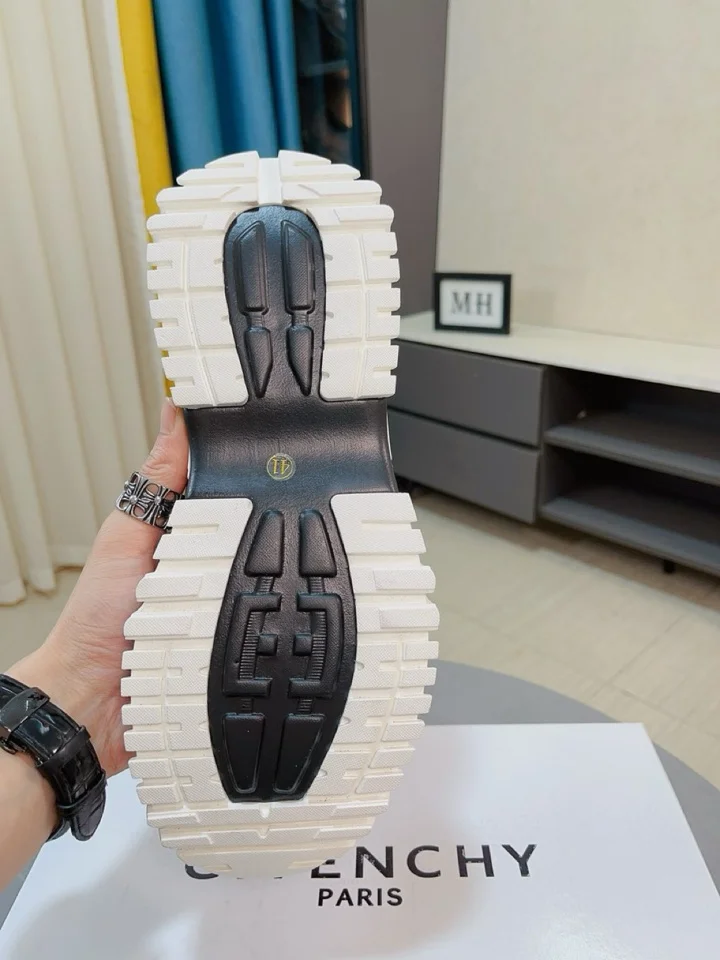 Givenchy Shoes Breathable 4643
