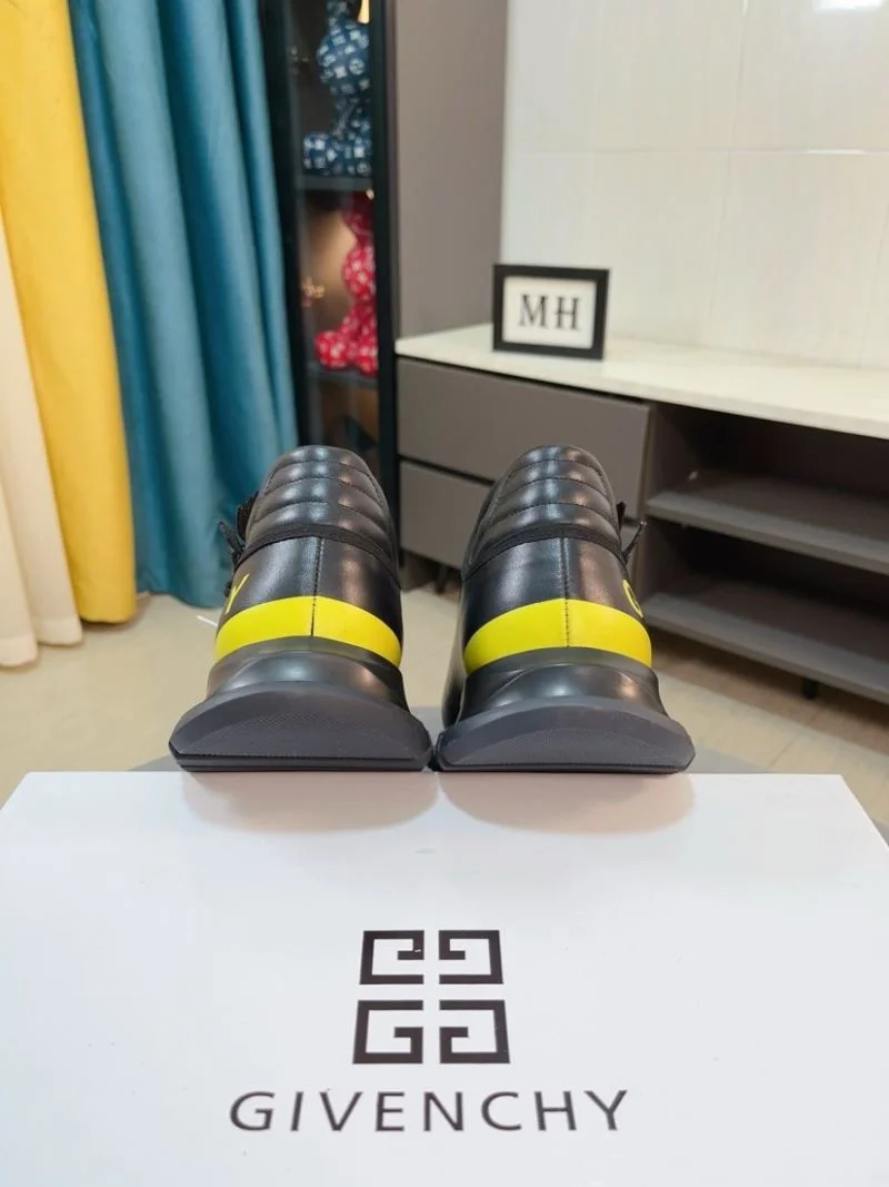 Givenchy Shoes Neat 4577