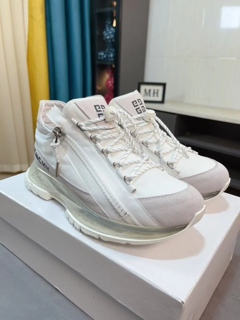 WellDesigned Givenchy Shoes 4573