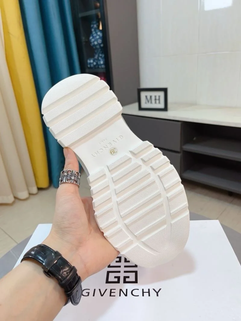 ZipUp Givenchy Shoes 4534